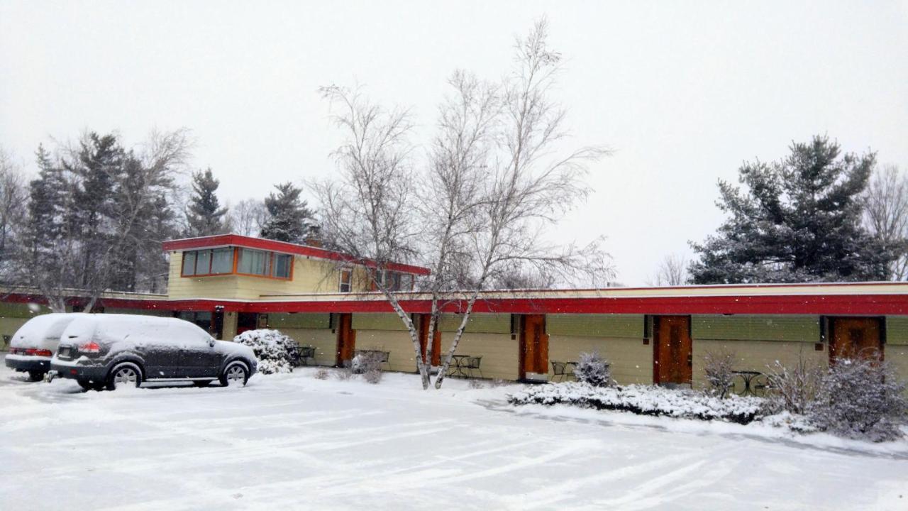 The Usonian Inn Llc Spring Green Εξωτερικό φωτογραφία